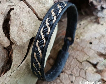 Nordic Sami viking style cuff bracelet DRAUPNIR Size S, 14k Gold braid on Reindeer leather, carved Antler closure READY to SHIP