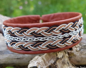 Sami bracelet AURORA | Lapland reindeer leather cuff | Nordic viking style | Pewter and Copper braids | Indigenous jewelry