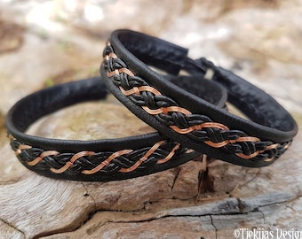 Sami bracelet DRAUPNIR | Samisk reindeer leather and copper cuff | Antler closure | Handmade in your color and size