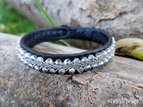 Ongehoorzaamheid Geneigd zijn Geruïneerd SKINFAXE Leather Sami Armband Size S Black Reindeer Leather - Etsy Ongehoorzaamheid Geneigd zijn Geruïneerd SKINFAXE Leather Sami Armband Size S Black Reindeer Leather - Etsy