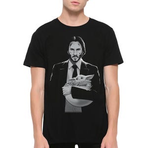 Keanu Reeves med Baby Yoda Art T-shirt, herr- och damstorlekar