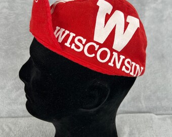 Vtg AOP Wisconsin Badgers Cycling Cap Red Bucky Badger NCAA Bike Hat Retro
