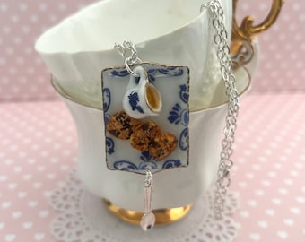 Cookie Necklace- Food Jewelry - Miniature Food - cookie Jewelry - Tea Party Jewelry- Tea Party Necklace -Food Necklace-Gift for Her