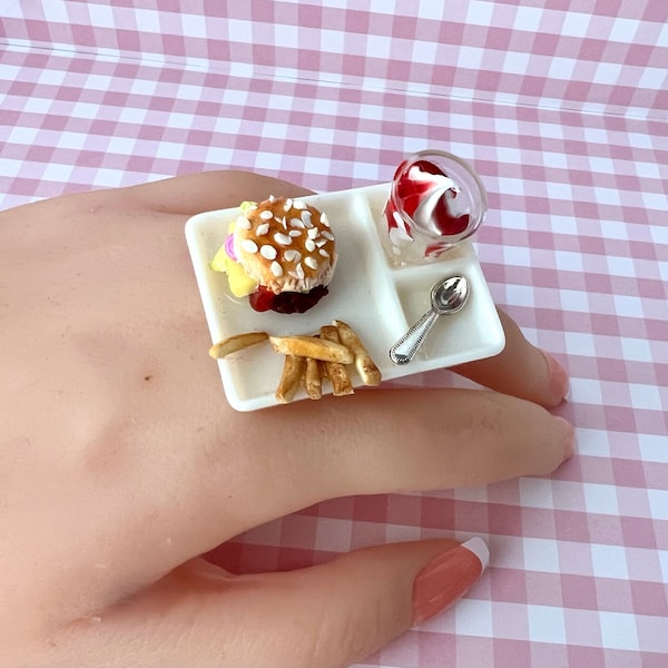 Bague pour hamburger - Bague pour cheeseburger - Bague pour malbouffe - Bijoux de malbouffe - Bijoux miniatures pour aliments - Bijoux pour restauration rapide - Bague pour hamburger et frites -