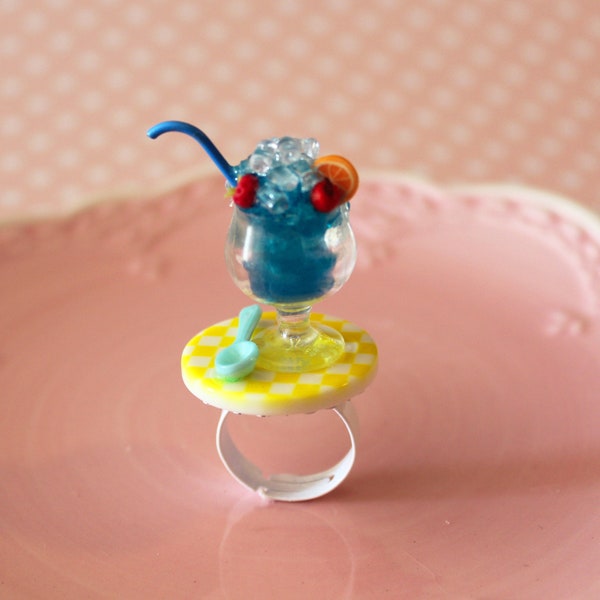 Tropical Drink Ring- Cocktail Ring - Miniature Cocktail - Summer Jewelry- Food Ring-Mini Food Jewelry-Cocktail Drink Jewelry