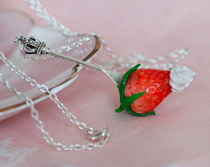 Strawberry Necklace Realistic Strawberry Pendant Sweet Food Necklace