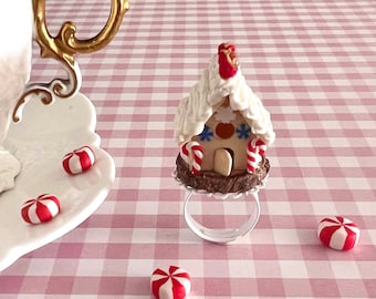 Gingerbread House Jewelry - Christmas Ring - Gingerbread House Ring - Christmas Cookie Jewelry - Tiny House Kawaii Jewelry - Food jewelry -