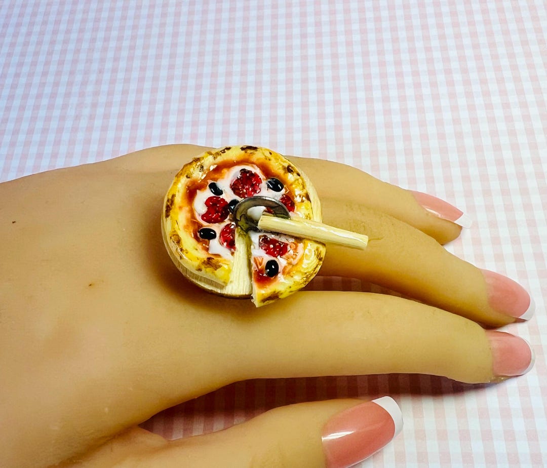 Pizza Guide Ring Pizza Ring - Italian Food Ring - Kawaii Ring - Food Jewelry - Heart ...