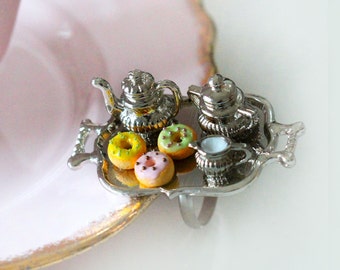 Tea Party Ring - Donut Ring - Food Ring - Bijoux alimentaires miniatures - Tea Party Jewelry - Tea set Ring - Donut Jewelry