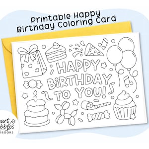 Peut inclure: Une carte de coloriage d'anniversaire imprimable avec le texte "Printable Happy Birthday Coloring Card". La carte présente des illustrations au trait d'un cadeau, d'un gâteau, de ballons et d'autres éléments de fête. La carte est à l'intérieur d'une enveloppe jaune.