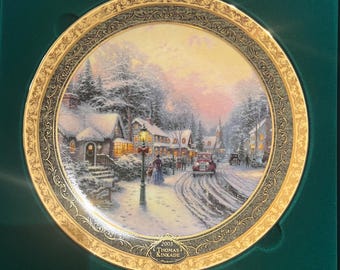 Thomas Kinkade Cherished Christmas Memories series plate-Village Christmas