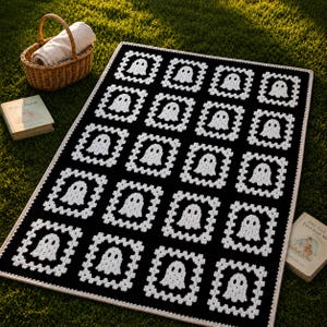 Boo-tiful Ghost Granny Blanket Crochet Pattern – Spooky Halloween Blanket