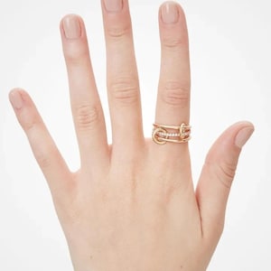 Solid Gold Interlinked Ring