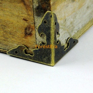 4pcs antigüedad latón joyería caja de decoración esquina protección de esquina 30 mm (BOXC02)
