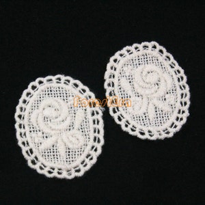 10 Pieces Ivory Beige Lace Appliques Floral Embroidered Patches 37x30mm (LACE13-24919)