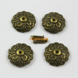 100Pcs 15mm Antique Brass Round Nail Pads Upholstery Tacks Nails TN32 image 1