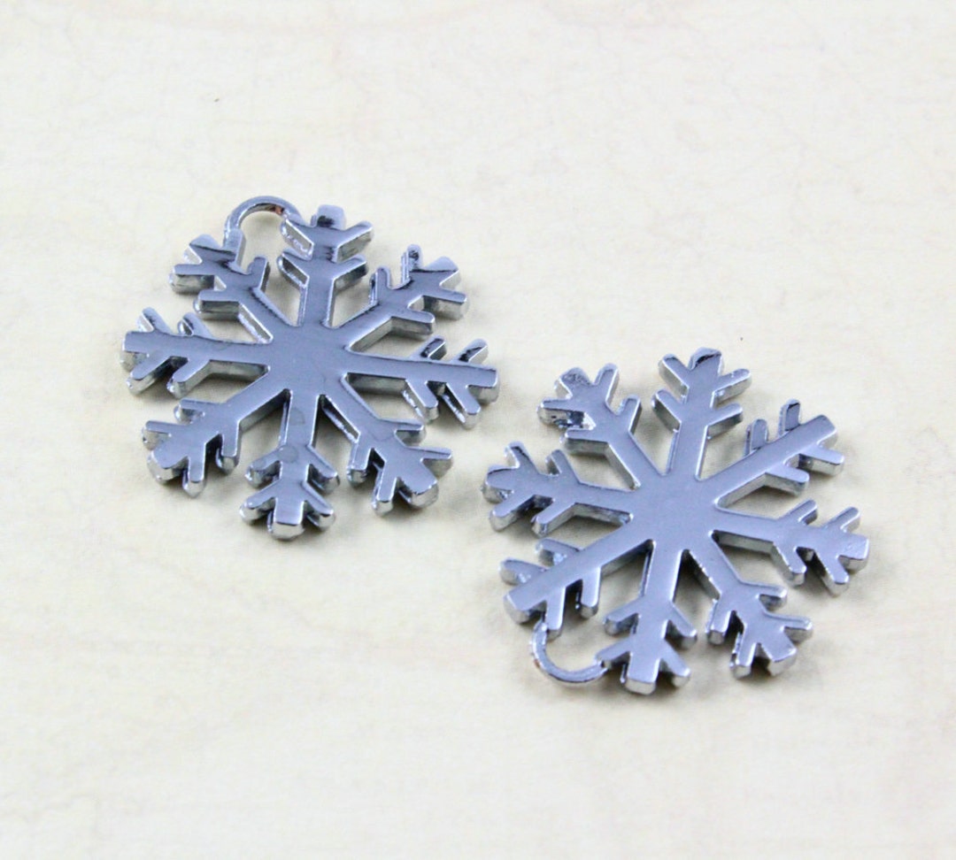 #14053 Dainty Snowflake Button, Silver
