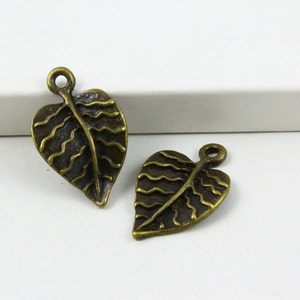 50Pcs Antique Brass tree leaf Charm tree leaf Pendant 21x13mm (PND486)