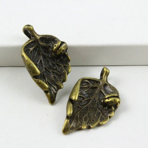 30Pcs Antique Brass tree leaf Charm tree leaf Pendant 24x13mm (PND485)