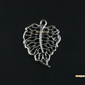 40Pcs Antique Silver Leaf Charm Leaf Pendant 18x23mm (PND1458-12958)