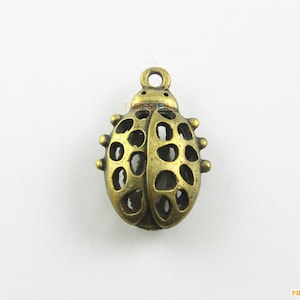 6Pcs Antique Brass Beetle Charm Beetle Pendant 20x16mm (PND1188)