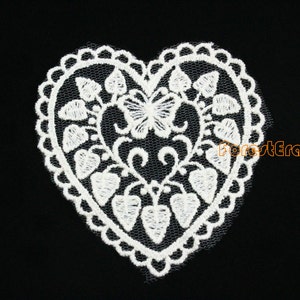 5 Stück Elfenbein Beige Spitze Applikationen Floral bestickt Patches Herz Patches 70x75mm (LACE20-25049)