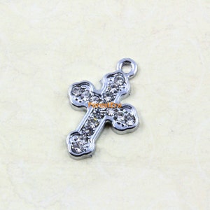 10Pcs Silver Cross Charm Cross Pendant 19x15mm (PND644)