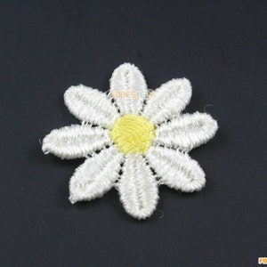 40 Pieces Flower Lace Applique White Terylene Embroidered Lace Patch 2cm (LACE177)