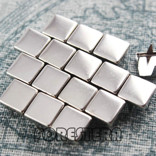 50Pcs 8mm Silver Flat Square Studs (SFQ08)