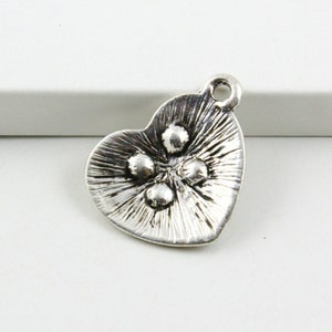 10Pcs Antique Silver Heart Charm Heart Pendant 20x18mm (PND416)