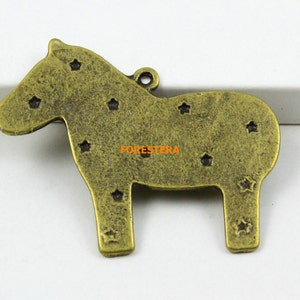 10 Stücke antike Messing Stern Pferd Charme Stern Pferd Anhänger 42 x 34 mm (PND696)
