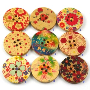 1 Set 200 Pieces 30mm Flower Painted Wood Buttons Floral Assortment Buttons (ZH23)