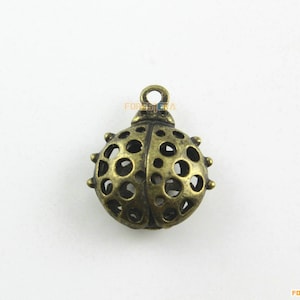 6Pcs Antique Brass Beetle Charm Beetle Pendant 18x17mm (PND1189)