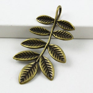 4Pcs Antique Brass tree leaf Charm tree leaf Pendant 40x22mm (PND490)