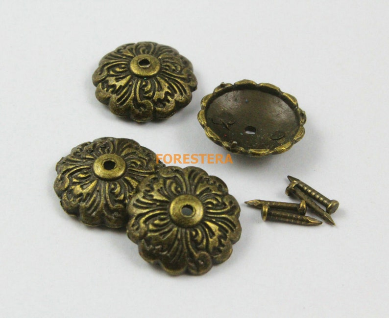 100Pcs 15mm Antique Brass Round Nail Pads Upholstery Tacks Nails TN32 image 4