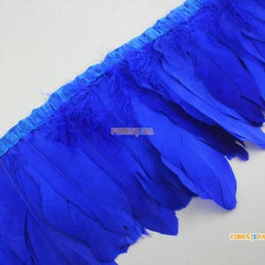 2 Yards Blue Feather Trim (YM329)