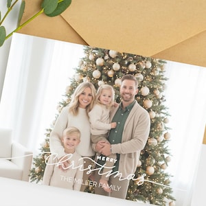 Szablon kartki świątecznej ze zdjęciem | Elegancka kartka świąteczna z napisem | Edytowalna rodzinna kartka świąteczna | Minimalistyczna, nowoczesna kartka świąteczna ze zdjęciem