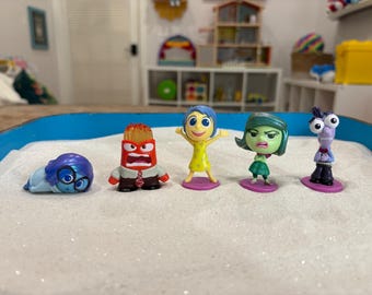 Emotion Character Sandtray Miniatures Set | Feelings Figures for Play Therapy | Emotional Expression | Therapy Miniatures | Sand Tray
