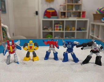 Transformers Mini Figures Set | Robot Action Figures for Sand Tray Therapy | Sensory Play Miniatures | Play Therapy Tools | Set of 5