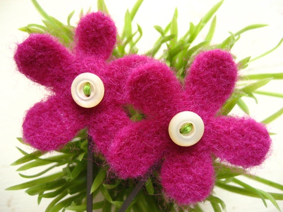 Items similar to Pink Felted Wool Flower Bobby Pins - 2 on Etsy