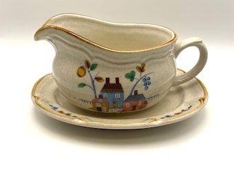 Vintage Heartland Stoneware Gravy Boat with Underplate Tray | International China | Country Kitchen