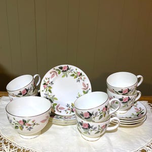 ★Hathaway Rose★3枚セット Wedgwood Hathaway Rose Tea Set - Etsy