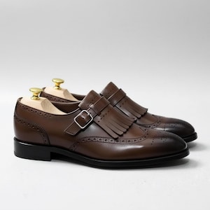 Herren Braun Leder Kiltie Loafers | Handgefertigte Fransen Monk Riemchen Schuhe | Flügelspitze Brogue Kleid Loafers | Benutzerdefinierte Größe Schuhe