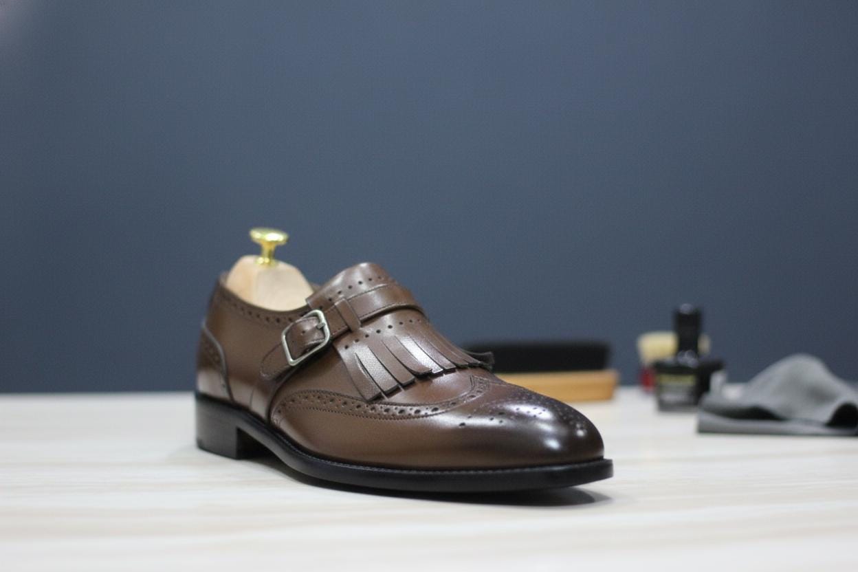 Mens Brown Leather Kiltie Loafers | Handmade Fringe Monk  display picture 2