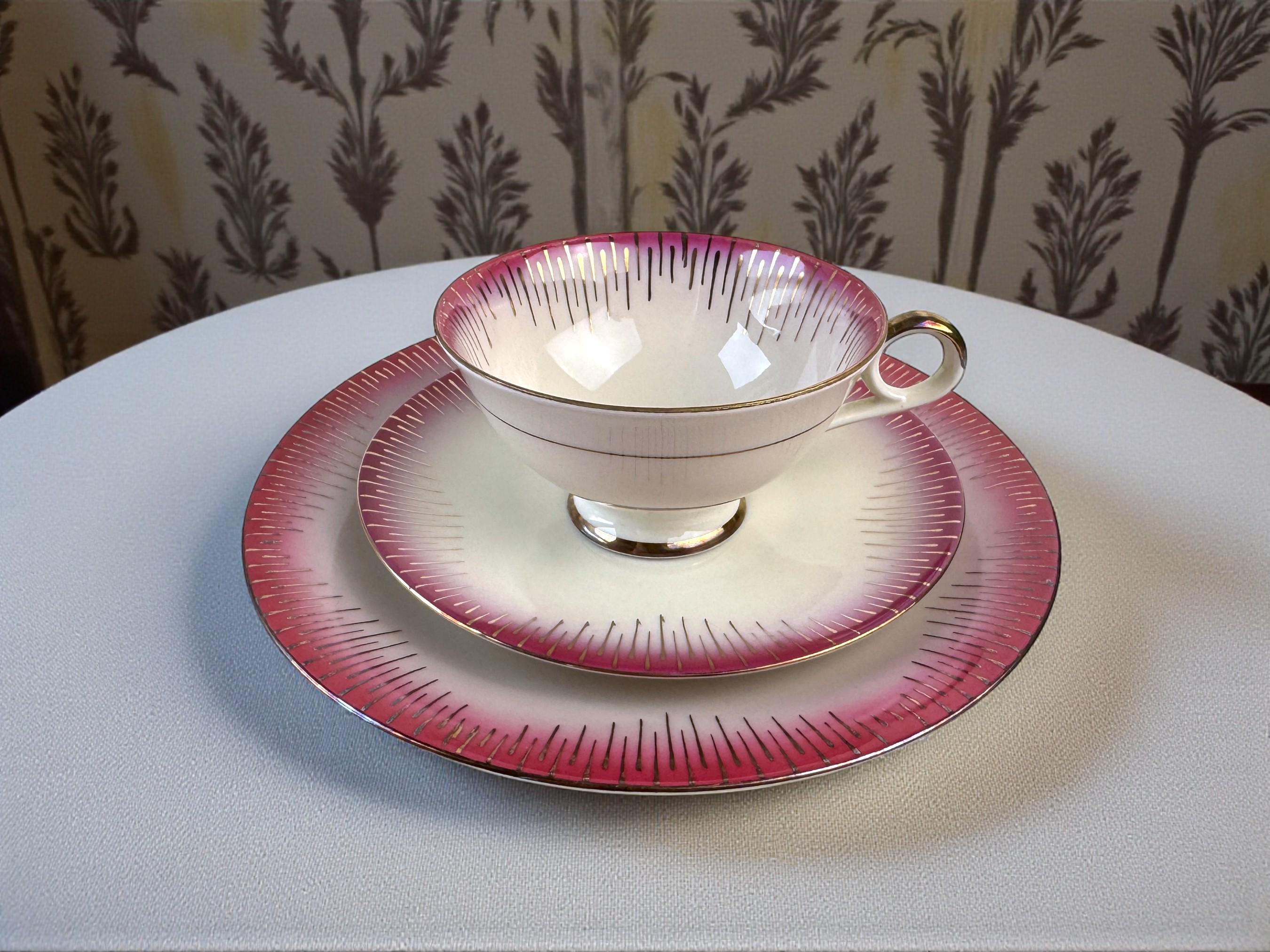 Lot De 6 Soucoupes Vintage Porcelaine Dorée - Fabrication Française