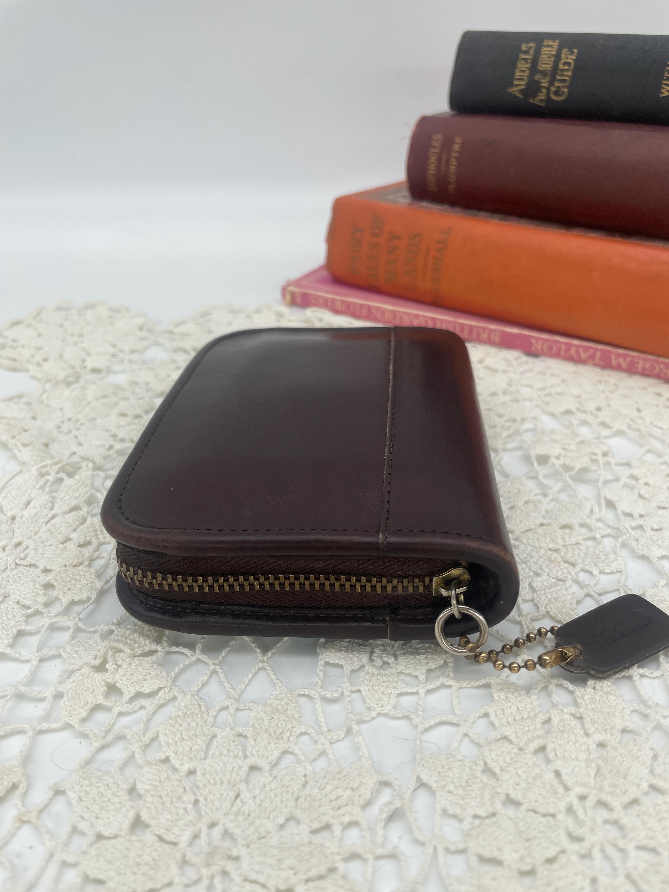 小物 Rare Vintage Coach RoundZip Wallet Brown Vintage Coach Mahogany Zip-around Compact Clutch - Style 7242 - Etsy