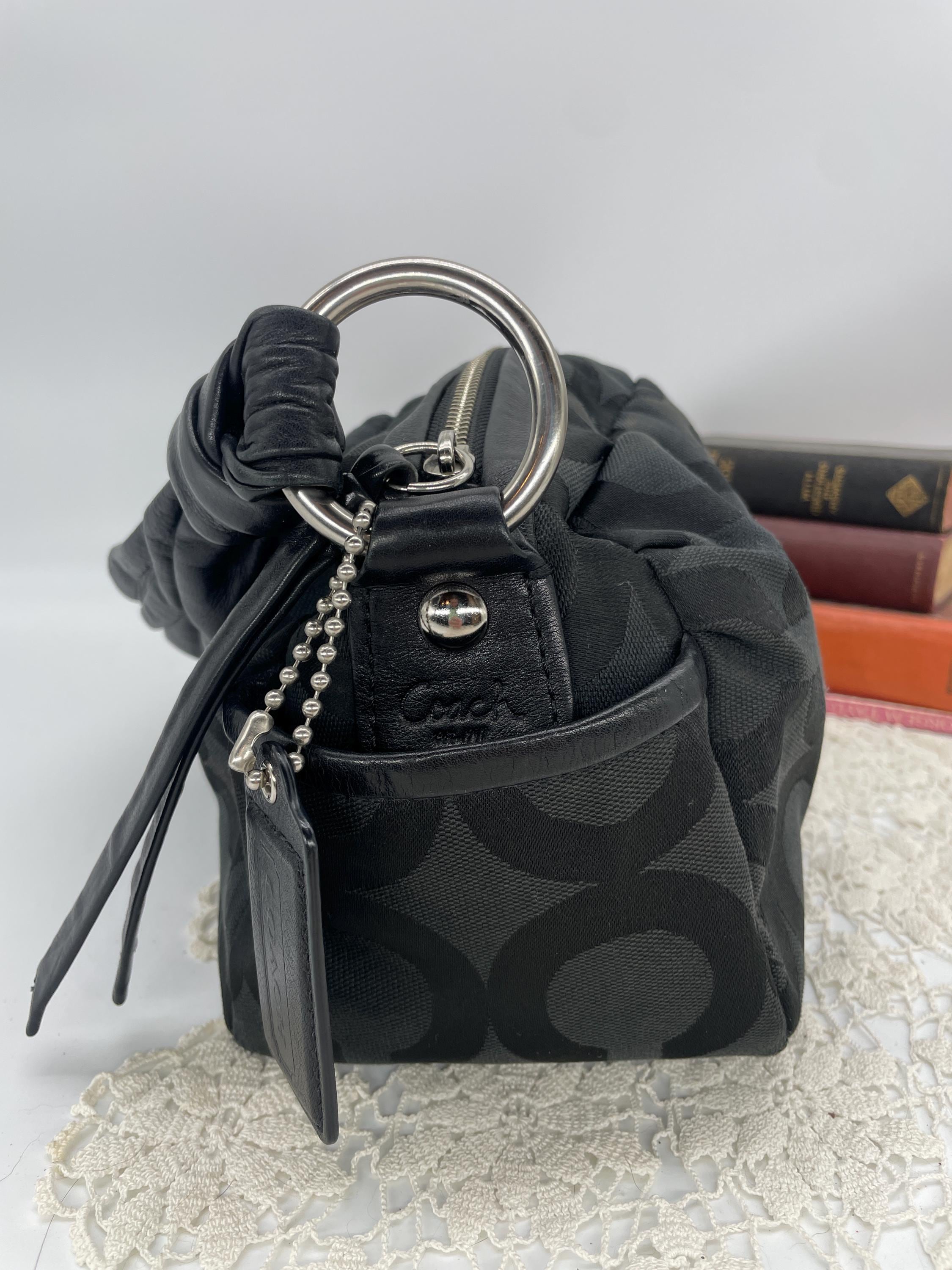 Vintage Coach Black Jacquard Parker Op-art Shoulder Zip - Style