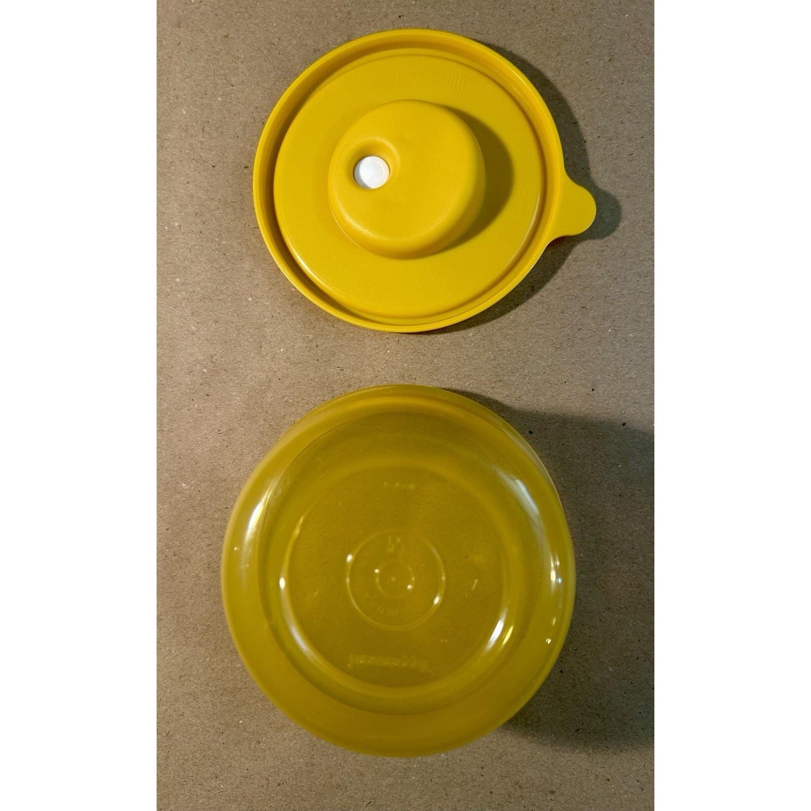 Vintage Gold Tupperware Rock-n-serve Round Container 5189A & 1667 - Etsy