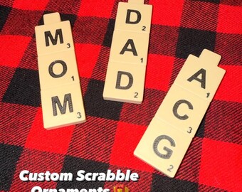 Llaveros personalizados con fichas de Scrabble