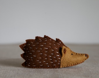 PDF 縫製パターン - ヘーゼル ハリネズミ縫製パターン - ハリネズミぬいぐるみの DIY 刺繍縫製パターン - ハリネズミぬいぐるみチュートリアル